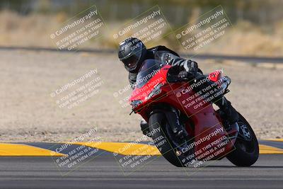 media/Dec-17-2022-SoCal Trackdays (Sat) [[224abd9271]]/Turn 7 Set 1 (1125am)/